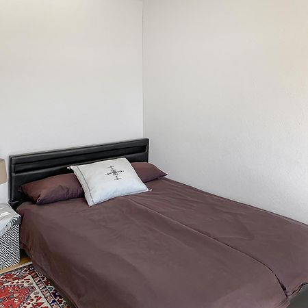Haus Zur Lilie Hotel Hinwil Bagian luar foto