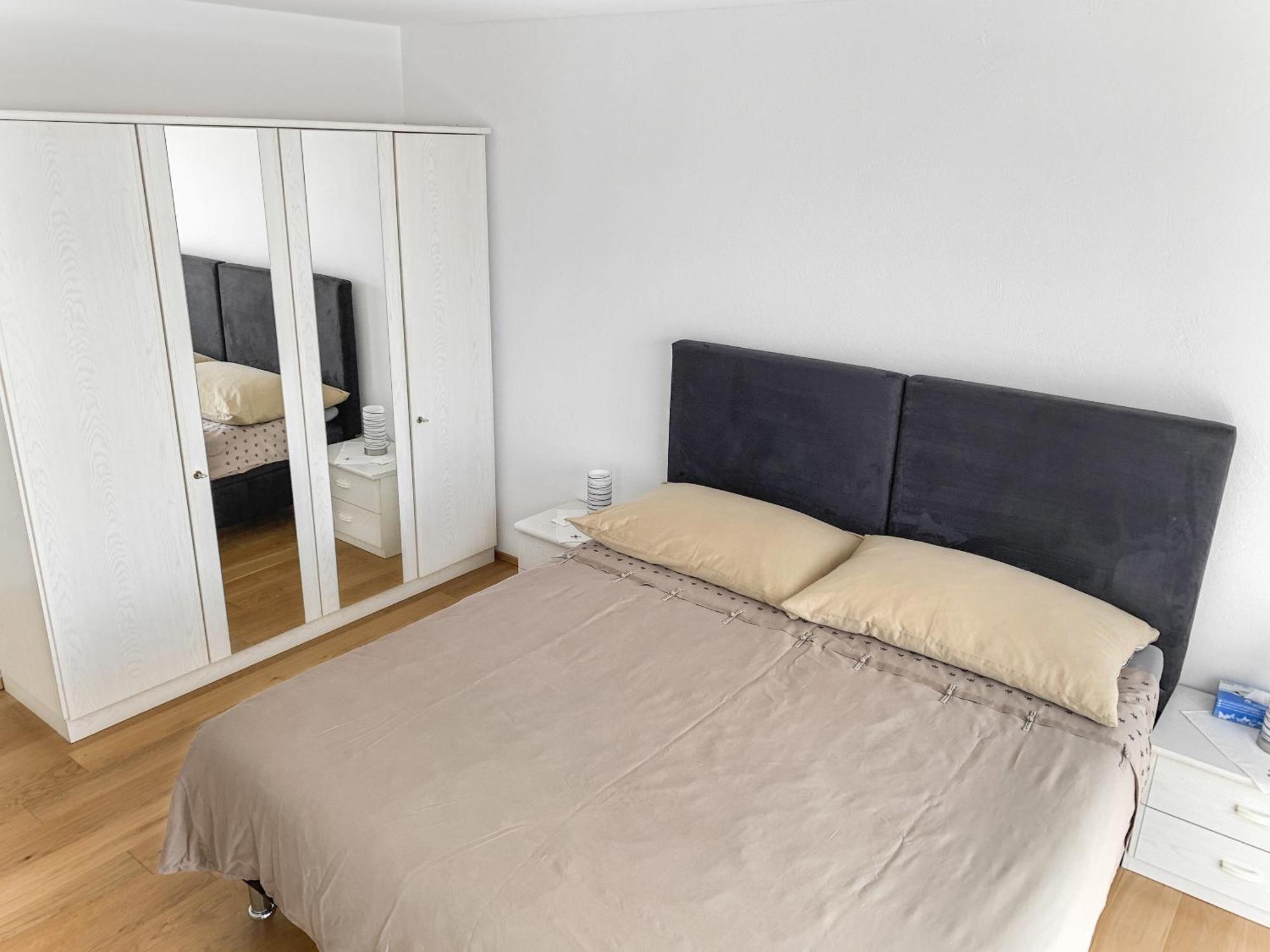 Haus Zur Lilie Hotel Hinwil Bagian luar foto
